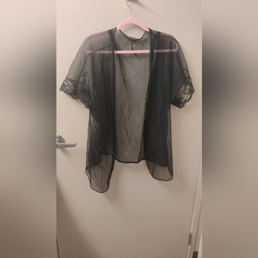 Vintage 1960s 1970s Unlabelled Short Sleeve Robe Open Style